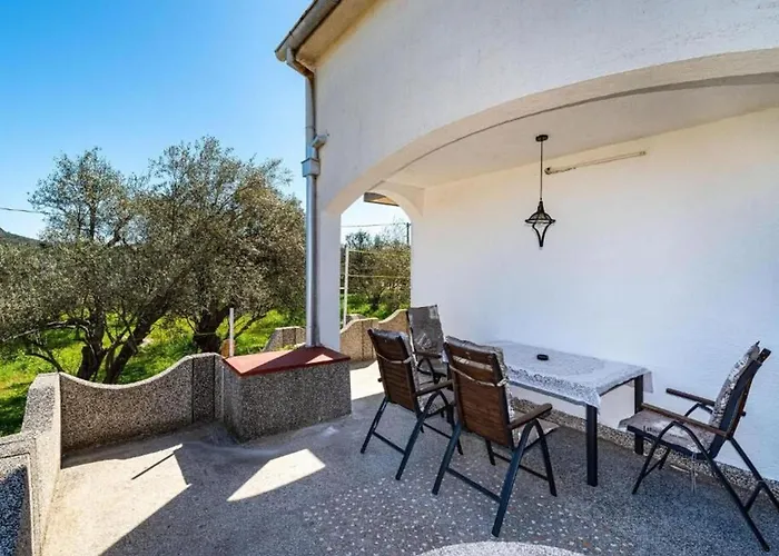 Διαμέρισμα Serda Ugljan