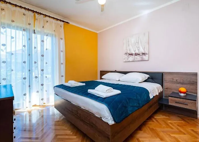 Διαμέρισμα Serda *